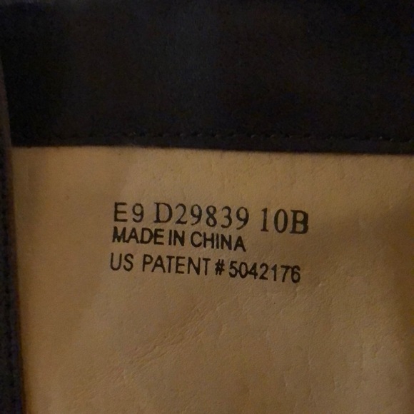 COLE HAAN boots 👢 - Picture 6 of 8